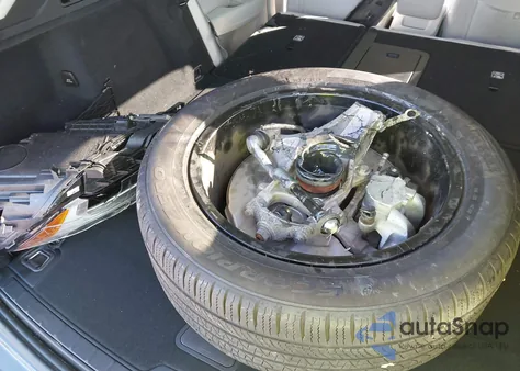 2024 Volvo Xc60 Recharge Plug-In Hybrid T8 Core Dark Theme from USA, damaged, VIN YV4H60DK2R1929818